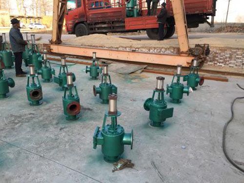 �՚�����y